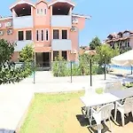 Apart Otel Erasmus 4*