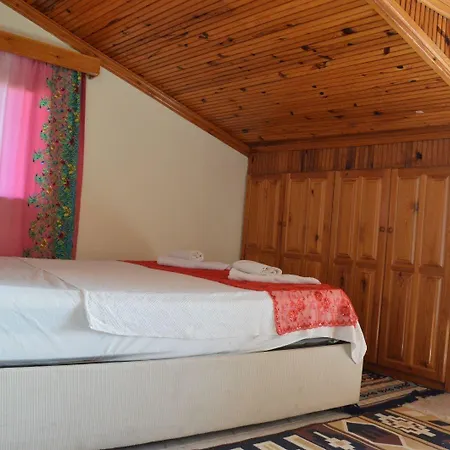 Erasmus Aparthotel