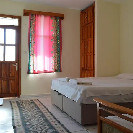 Erasmus Apartmanhotel 4*