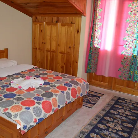 Erasmus Hotel apartamentowy