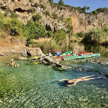 Erasmus 4* داليان