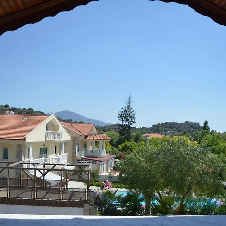 Erasmus Aparthotel