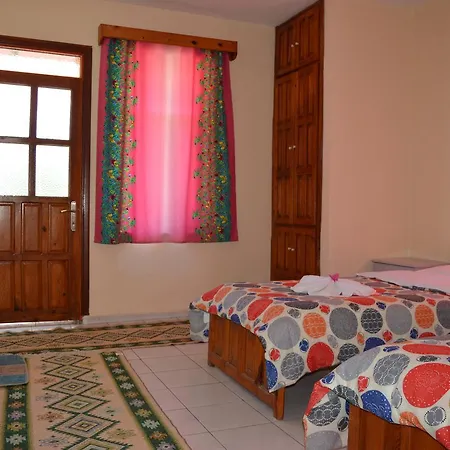 Erasmus Aparthotel